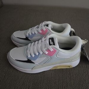 Avia White Air Sneaker 2 with Pastel Pink & Blue Accents